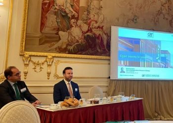 نائب وزير المالية مع ممثلي ٢٠ شركة فرنسية  :  لدينا بنية أساسية قوية قادرة على الوفاء بمتطلبات الصناعة  إجراءات جديدة