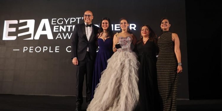 بيبسيكو مصر تقدم جائزة ريادة الأعمال للسيدات لعام 2022 لنادين عبد الغفار مؤسسة شركة “Art D’Egypte”