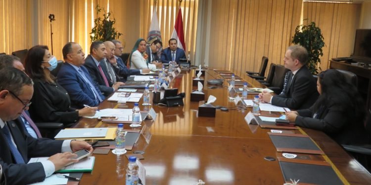 وزير المالية :  قادرون على التعامل المرن مع المتغيرات الاقتصادية العالمية