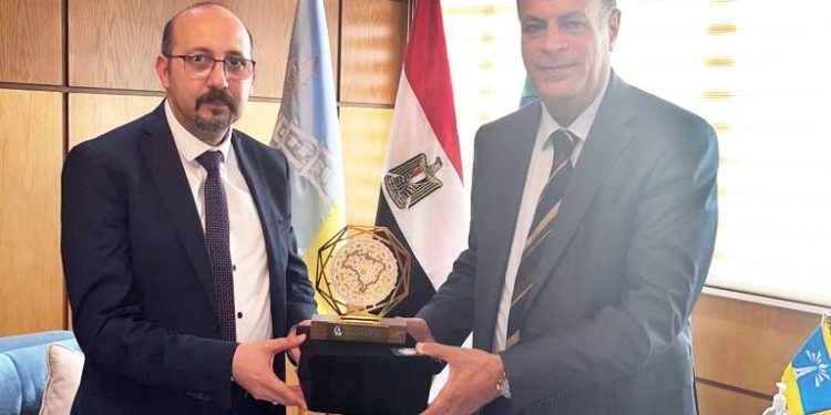 “أبو قير للأسمدة” تسعي لزيادة صادراتها للبرازيل