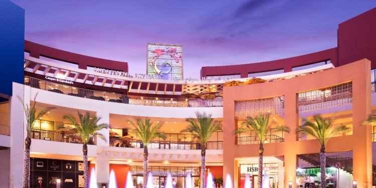 “كايرو فستيفال سيتي مول” يتعاون مع شركة “سيمبل” لتوفير حلول الدفع الفورية والمرنة وتحسين تجربة التسوق للعملاء