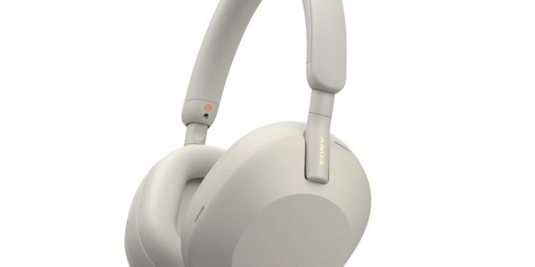 انتهز الفرصة واستفد من موسم العودة إلى المدارس مع أحدث الأجهزة السمعية من سوني