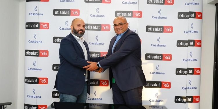 “اتصالات من e& ” تتعاون مع “كسبانة” لتقديم خدمات متكاملة ومستدامة للعملاء