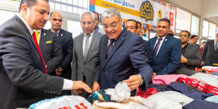 صندوق تحيا مصر ينظم معرض ” دكان الفرحة” في جامعة المنيا