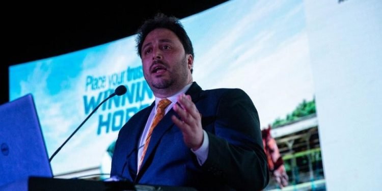 فاركو بي العالمية تحتفل بمرورعام على إطلاق مجموعة عقاقير كاربابينيم المقاومة للبكتيريا