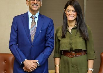 المشاط تبحث تعزيز العلاقات الثنائية مع مساعد المدير التنفيذي لبرنامج الأغذية العالمي