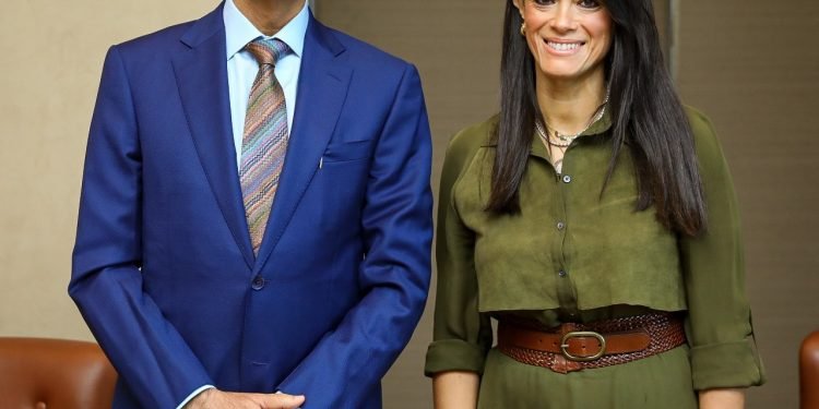 المشاط تبحث تعزيز العلاقات الثنائية مع مساعد المدير التنفيذي لبرنامج الأغذية العالمي