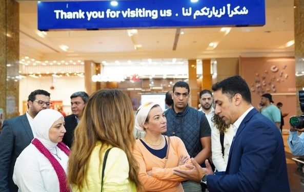 وزيرة البيئة تطلق مبادرة ماجد الفطيم للاستغناء عن المنتجات البلاستيكية أحادية الاستخدام بحلول ٢٠٢٥