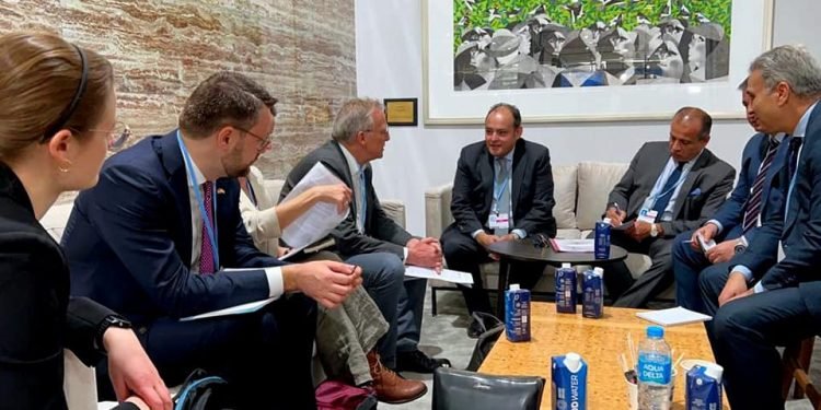 وزير التجارة والصناعة مع وزير الدولة البرلمانى بوزارة الاقتصاد الالمانية مشروعات التعاون الحالية والمستقبلية بين البلدين