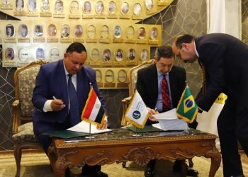 “الجمارك المصرية” و”العربية البرازيلية” يوقعان خطه عمل لتبادل المستندات والبيانات الكترونيا