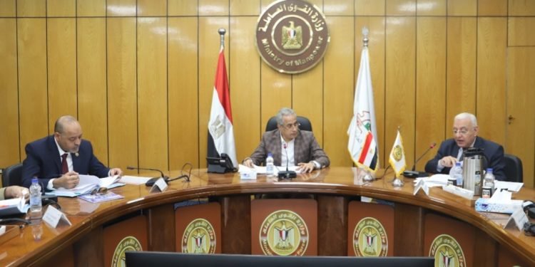 صندوق الطوارىء  يصرف قرابة 2 مليار جنيه إعانات في اكثر من 3الاف منشأة