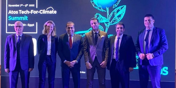 رئيس العاصمة الادارية يلتقي قيادات شركة ATOS علي هامش قمة المناخ