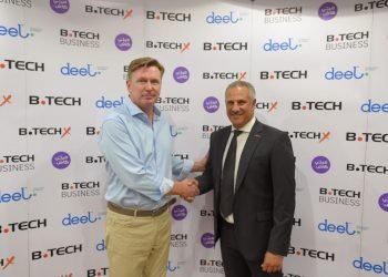 توقيع اتفاقية تعاون بين بي تك وإن تاتش دوت كوم لتطوير تجربة تسوق الإلكترونيات