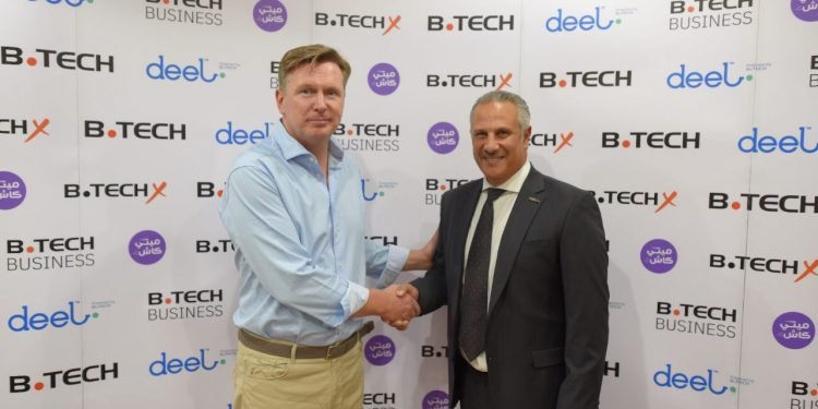 توقيع اتفاقية تعاون بين بي تك وإن تاتش دوت كوم لتطوير تجربة تسوق الإلكترونيات