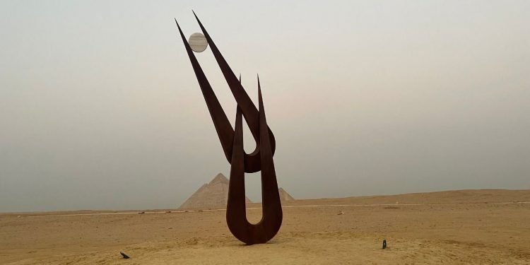 شركة دي إتش إل إكسبرس مصر تتعاون مع معرض فنون مصر- Art D’Égypte لنقل أكثر من 200 عمل فني للنسخة الثانية من المعرض