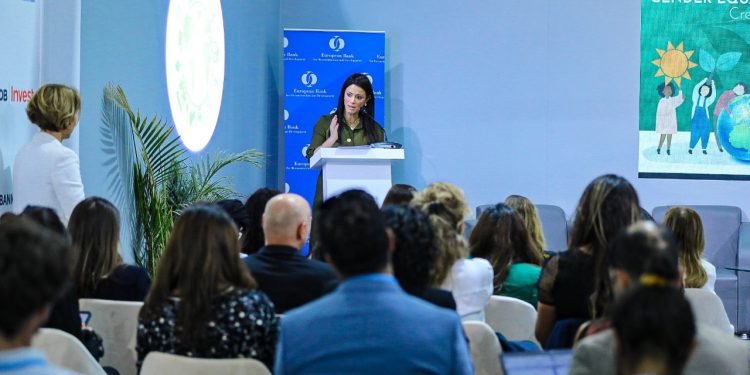 وزيرة التعاون الدولي تشهد إطلاق مسرعة “تكافؤ الفرص بين الجنسين والعمل المناخي”