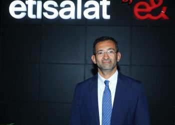 اتصالات مصر تقدم خدمات التوثيق والشهر العقاري داخل 8 فروع جديدة بالمحافظات