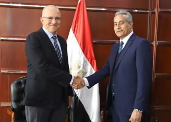 وزير القوى العاملة يلتقي وفد اتحاد الصناعات برئاسة السويدي:تعاون وتنسيق في ملفات التدريب المهني والتعليم الفني..ومناقشة “قانون العمل”