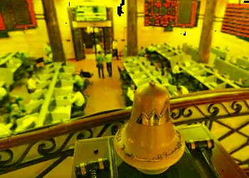 البورصة تعاود الارتفاع بعد انخفاض حققته لامتصاص شهادات ال 25%