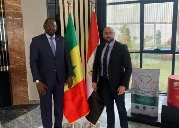 سفير السنغال يبحث مع «المصرية السويسرية للمكرونة والمركزات» إنشاء شركة مصرية سنغالية وسبل التعاون بين مصر والسنغال