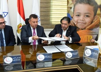 مؤسسة التجاري الدولي وجامعة عين شمس يحتفلان بتوقيع اتفاقية تمويل الجناح الجراحى بـ “مستشفى جراحات الأطفال”