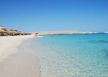 اختيار الغردقة كثانى أفضل وجهة سياحية فى الشرق الآوسط بعد دبى لعام 2023  من موقع السياحة العالمى تريب ادفايزر