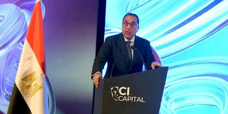 رئيس الوزراء : نُخطط لتحقيق معدلات نمو بواقع 5% و6% خلال عامي 2024 و2025 .. وفائض أولي بمعدل 2.1% في 2023/2024