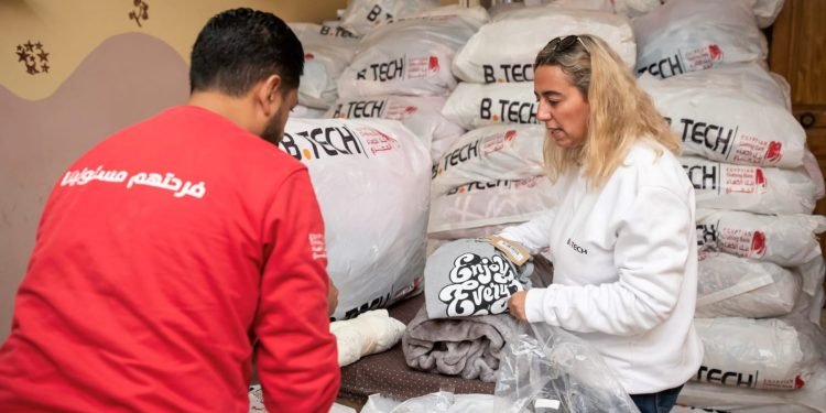 بى تك تتعاون مع بنك الكساء المصري لتوفيرآلاف البطاطين و كسوة الشتاء للأسر في صعيد مصر