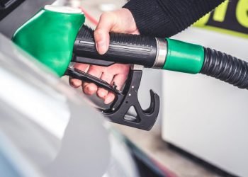 19 مليار جنيه زيادة علي الأقل في فاتورة دعم المواد البترولية بسبب ارتفاع الدولار أمام الجنيه