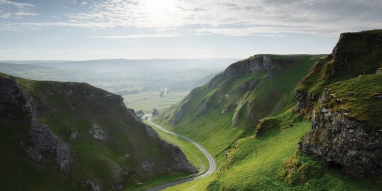 شنايدر إلكتريك ضمن قائمة أفضل 100 شركة عالمية في مجال الاستدامة للعام الثاني عشر على التوالي