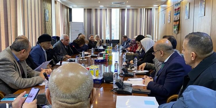 غرفة الصناعات النسيجية: مشاكل التهريب والتراخيص والخامات تتصدر أولي إجتماعات لجنة تنمية القطاع