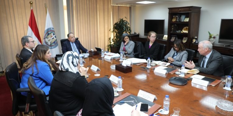 وزير المالية :  القطاع الخاص شريك أساسي فى تحقيق حلم كل المصريين