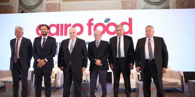 الجلسة الثانية من قمة الصناعات الغذائية تسلط الضوء على احتياجات قطاع الزراعة وسُبل النهوض به