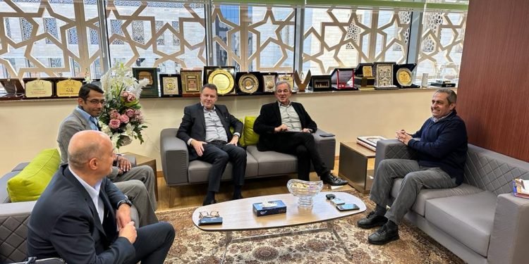 وفد من البرلمان الأوروبي يتفقد نسب تنفيذ المشروعات بالعاصمة الادارية