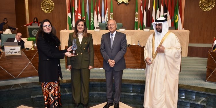 جهينه تتلقى تكريم في فعاليات اليوم العربي للاستدامة عل هامش مؤتمر جامعة الدول العربية