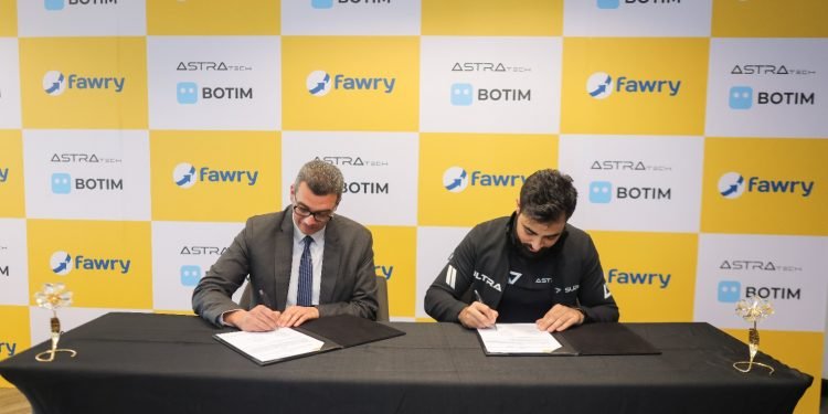 تعاون بين بوتيم وفوري لإتاحة سداد الفواتير وتحويل الأموال للمصريين المقيمين بالإمارات