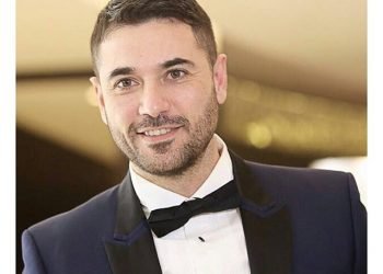 تحت عنوان ” جرب بنفسك ” .. اتصالات مصر من &e تطلق حملتها الدعائية الجديدة ببطولة النجم أحمد عز