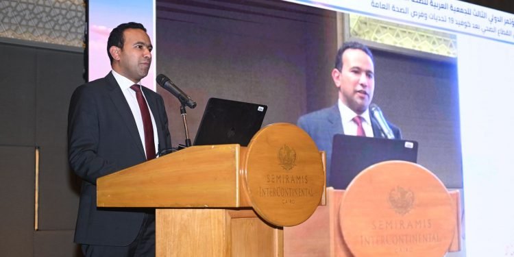 اتصالات من &e تشارك بقوة في فعاليات الدورة الثالثة للمؤتمر الدولي للجمعية العربية للصحة العامة كراعي رئيسي