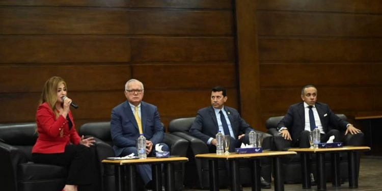 د.أشرف صبحي يدشن فعاليات “نادي شباب العرب”