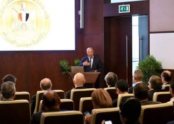 وزير النقل: حجم الاستثمارات الأجنبية المباشرة التي من المقرر أن يضخها التحالف بمحطتي الحاويات بميناء السخنة والدخيلة تقدر بقيمة 1.6 مليار دولار