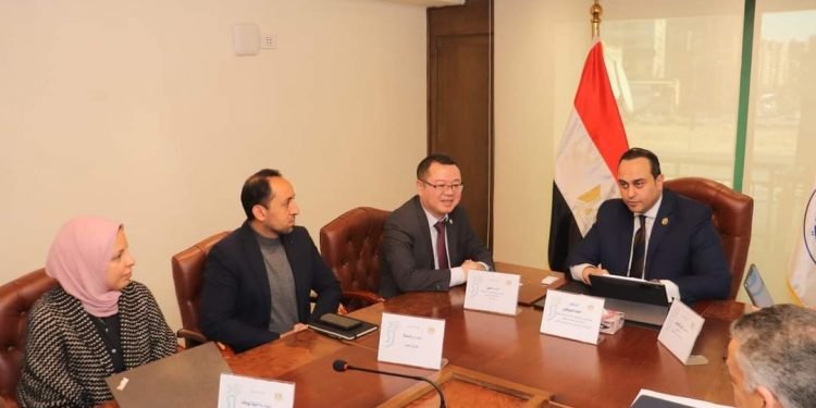 رئيس هيئة الرعاية الصحية يستقبل وفد من شركة هواوي العالمية لبحث التعاون المشترك