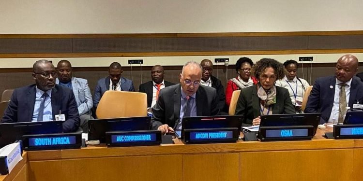 الدكتور سويلم يشارك في جلسة “ضمان توافر المياه بشكل مستدام”