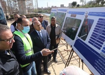 في إطار متابعة أعمال إنشاء محور طولي مروري من بنها حتى دمياط لربط طريق القاهرة الإسكندرية الزراعي بالطريق الدولي الساحلي بطول 140 كم