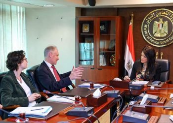 وزيرة التعاون الدولي تستقبل نائب المفوض الأوروبي للجوار وسياسات التوسع لبحث توسيع نطاق الشراكة الاستراتيجية بين مصر والاتحاد الأوروبي