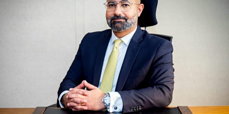 ميد بنك يدعم قطاع الصحة والفئات الأكثر احتياجاً خلال 2022