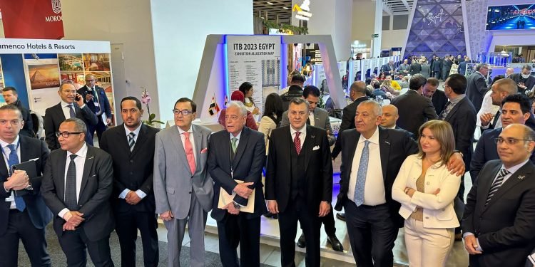 بيك الباتروس تغير هويتها البصرية أثناء مشاركتها بمعرض بورصة برلين للسياحة / صور