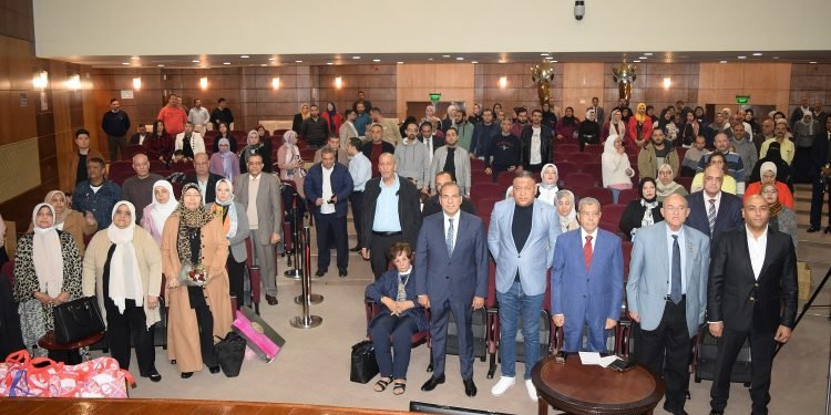 إبراهيم العربي يؤكد أهمية الدور الاجتماعي وانعكاسه على المجتمع والمؤسسات