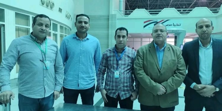 جمارك مطار أسيوط تضبط محاولة تهريب سبيكتين ذهبيتين بوزن واحد كيلو جرام