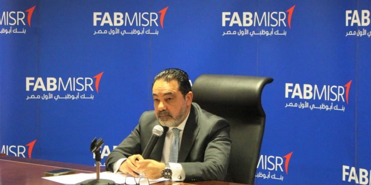 عباس فايد:206.45 مليار جنيه حجم أصول ابوظبي الاول في مصر