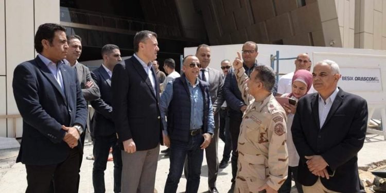 وزير السياحة والآثار يتفقد آخر مستجدات العمل بالمتحف المصري الكبير